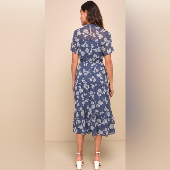 Lulus midi dress - Picture 2 of 6